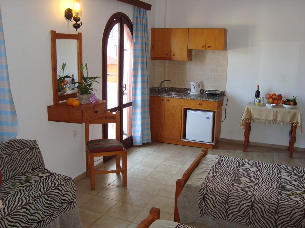 Arkadi Apartments Malia  Room photo